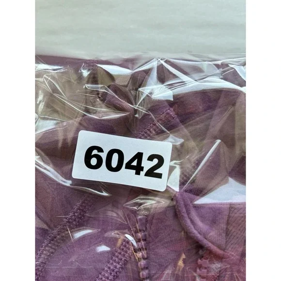 Lululemon Define Jacket Full Zip Sz 10 Light Purple Athletic Has Wash Wear - Picture 9 of 9